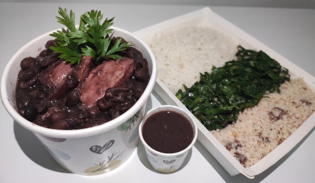 Feijoada Light Appetits recém descongelada